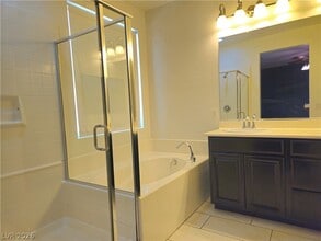 Building Photo - 10070 White Mulberry Dr