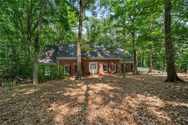 Building Photo - 80 Cliffcreek Trce NE