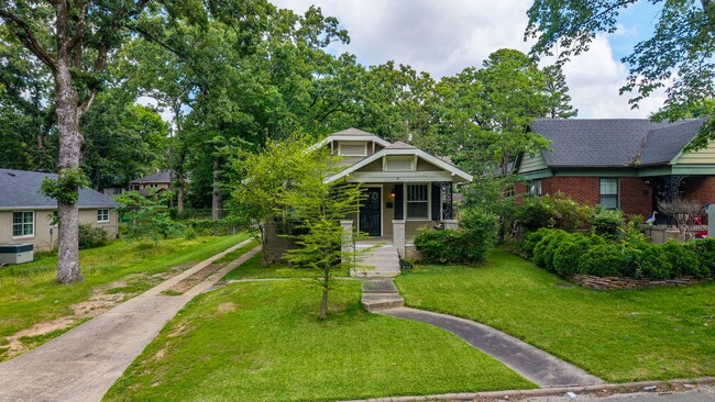 Building Photo - 5110 Lee Ave