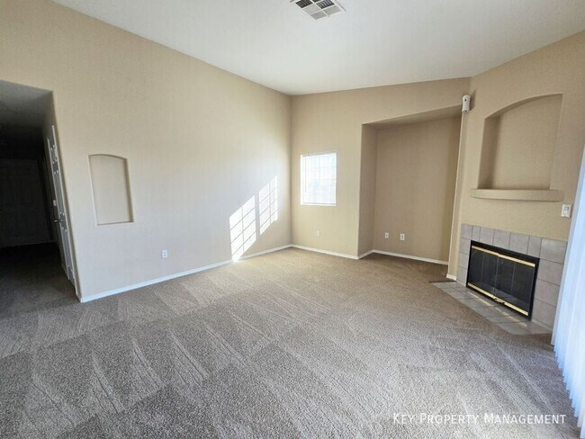 Foto del edificio - 4730 E Craig Rd
