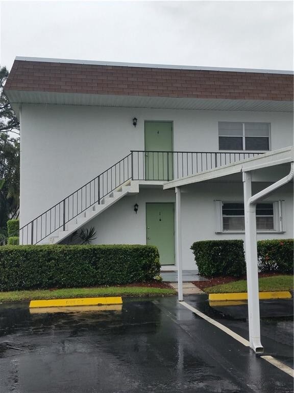Building Photo - 2950 SE Ocean Blvd