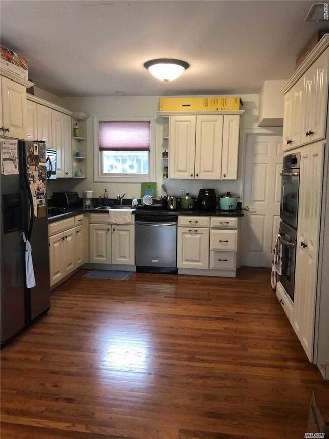 Foto del edificio - 16 Nadine Ln