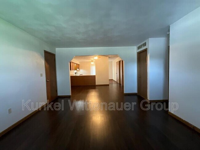 Foto del edificio - 2406 Richland Prairie Blvd