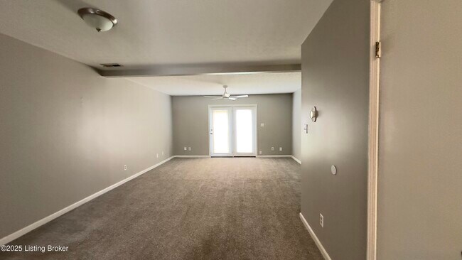 Foto del edificio - 727 E Court Ave