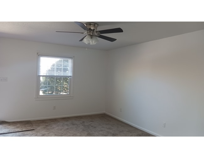 Foto del edificio - 115 Eastcliff Dr SE