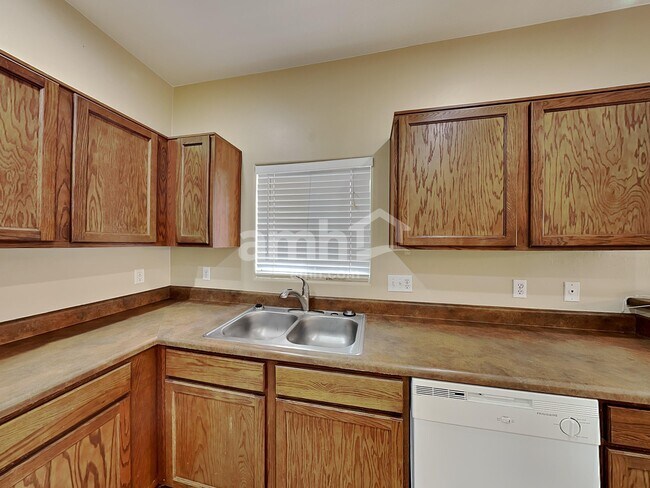 Foto del edificio - 1990 E Vera Cruz Vis