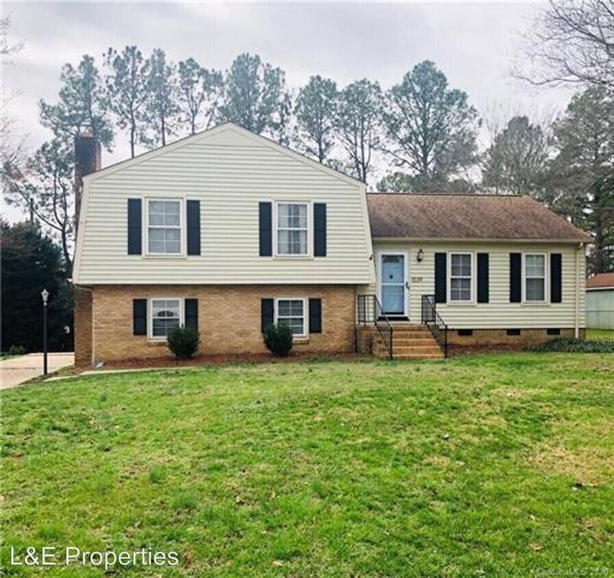 Primary Photo - 4 br, 3 bath House - 1539 Georgetowne Drive