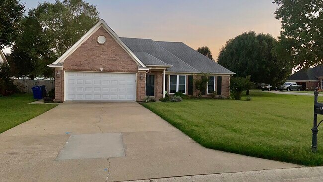 Foto del edificio - 5535 Deerfield Dr