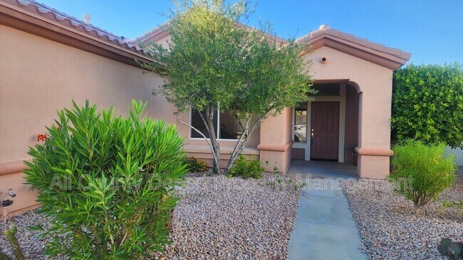 Building Photo - 78802 Palm Tree Ave