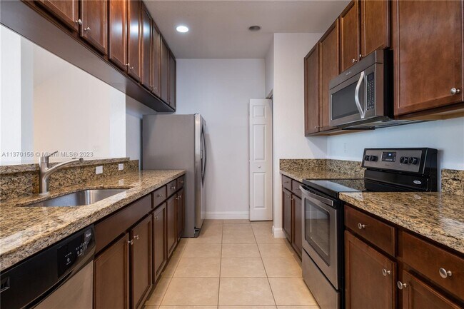 Foto del edificio - 14731 SW 9th St