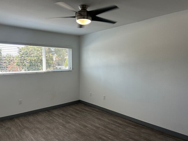Interior Photo - Uptown Fullerton