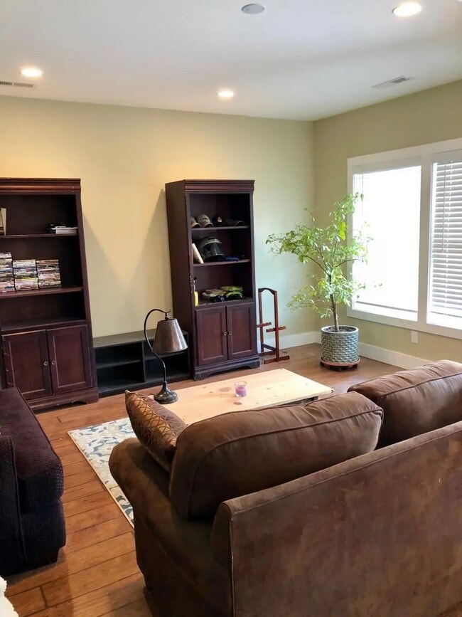 Building Photo - 4380 Mechums Depot Ln