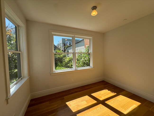 bedroom 1 - 2360 Bryant St