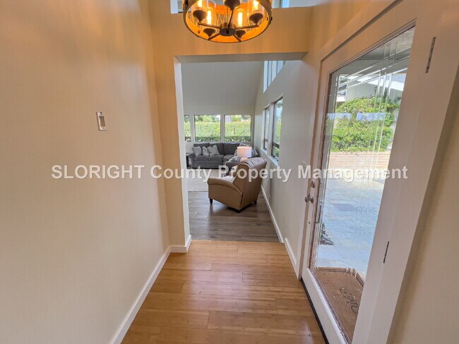 Foto del edificio - AVAILABLE NOW - Beautiful 2 Bed, 2 Bath Pismo Beach Home