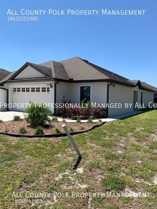 Building Photo - Lakeland Oasis! 3 Bedroom Duplex in Villag...