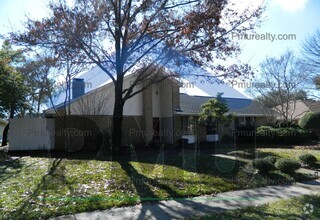 Building Photo - 3824 Fall Wheat Dr