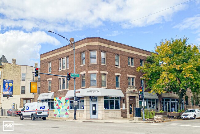 Foto del edificio - 4000 N Southport Ave