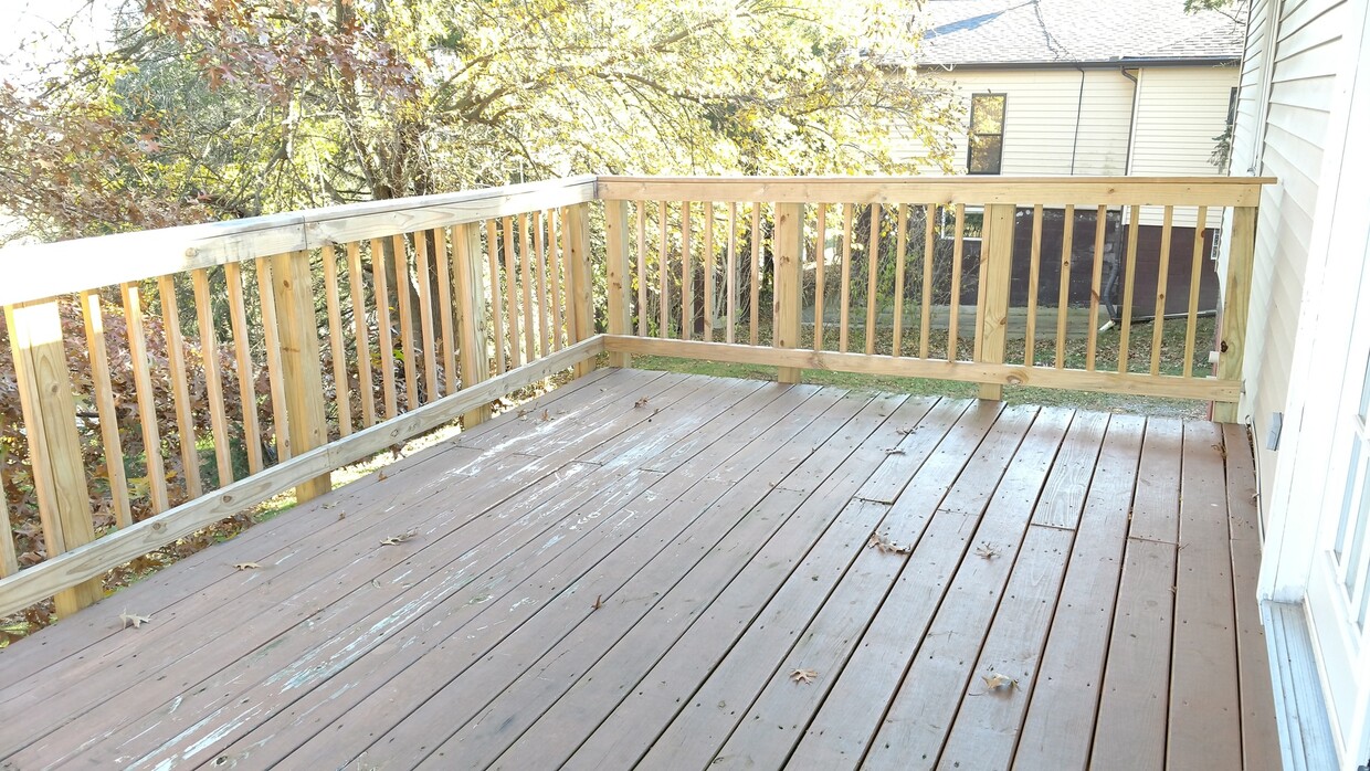 Building Photo - Beautiful 3 Bedroom Ranch - Norwin School District - Available Immediately