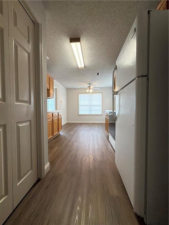 Foto del edificio - 1593 N Fieldstone Ave