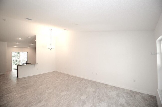 Building Photo - 71 Pony Express Dr