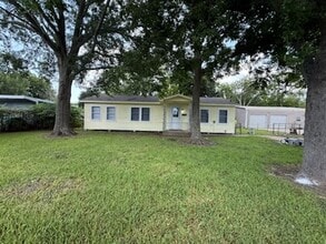 Building Photo - 612 Ross St