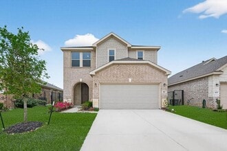 Building Photo - 4821 Sun Fls Dr