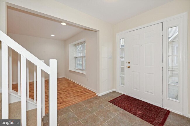 Building Photo - 3404 Gramercy Way