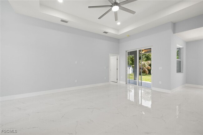 Foto del edificio - 3733 15th St W