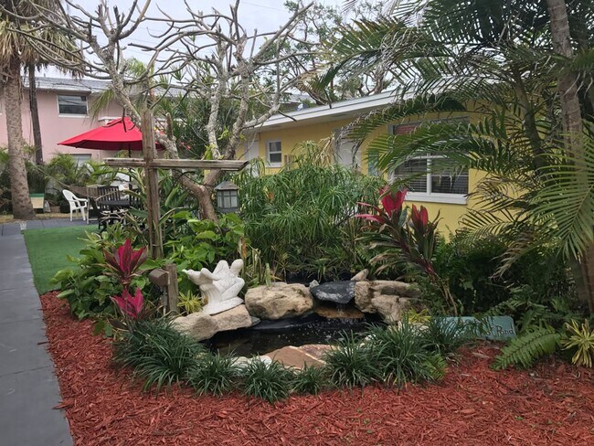 Building Photo - Gorgeous Weekly Vacation Rental Cape Canav...