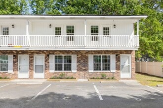 Building Photo - 270 Fleming Rd