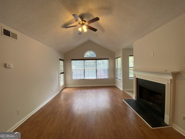 Building Photo - 3626 Shepherds Path