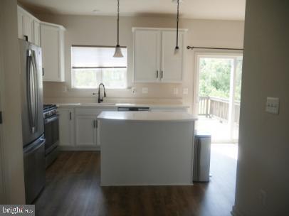 Foto del edificio - 2517 Drake Ln