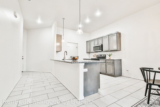 Building Photo - 2 br, 2 bath House - 5846 Virginia Ave