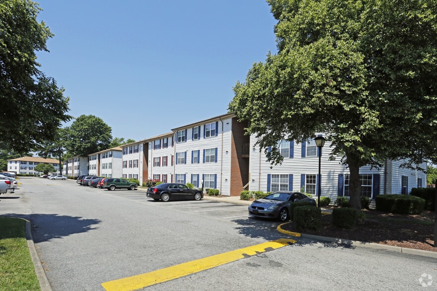 Brittany Place Apartments Rentals Norfolk, VA
