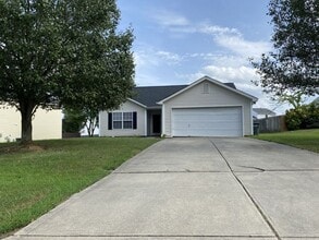 Building Photo - 4924 Aldersbrook Dr