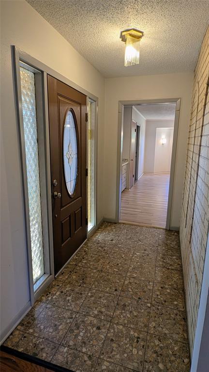 Building Photo - 114 Chaparral St