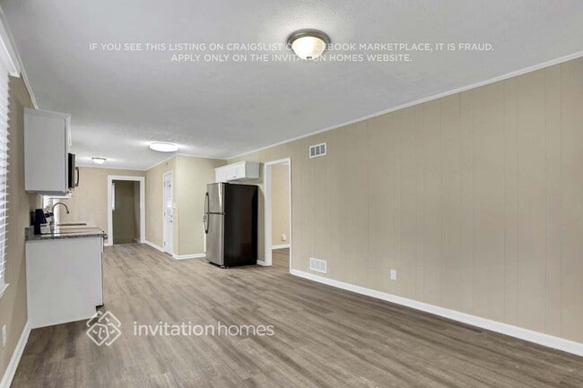 Building Photo - 6286 David Ln SW