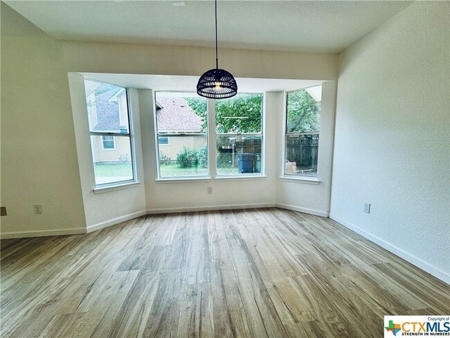 Building Photo - 1512 Laurel Glen Blvd