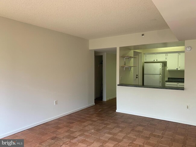 Foto del edificio - 2921 N Leisure World Blvd