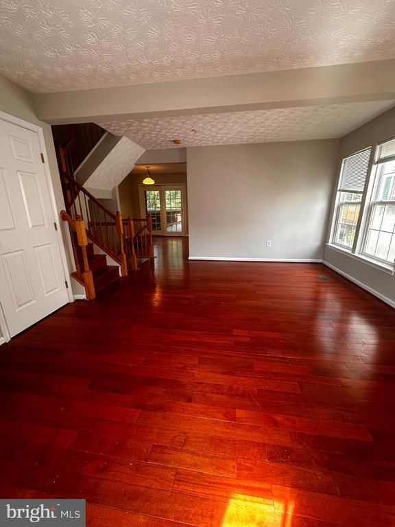 Building Photo - 2722 Thornbrook Ct