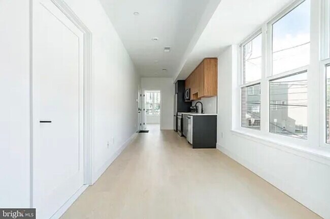 Foto del edificio - 1651 N 6th St