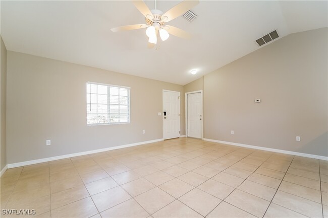 Foto del edificio - 6100 Deer Run Rd