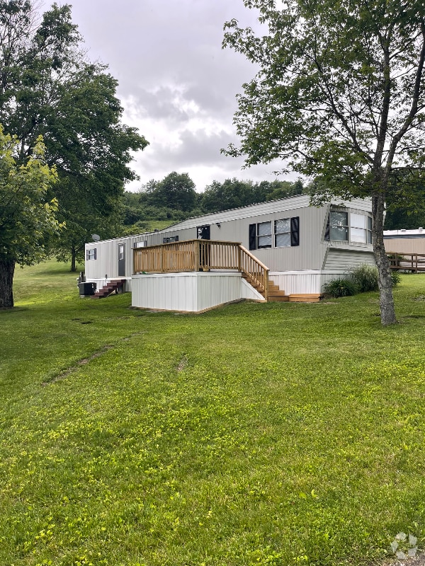 Building Photo - 306 Pearl Ln