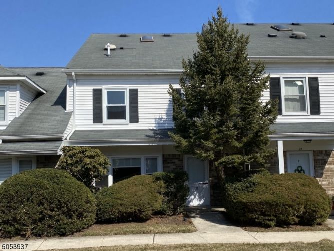Foto principal - 23 Burnham Ct