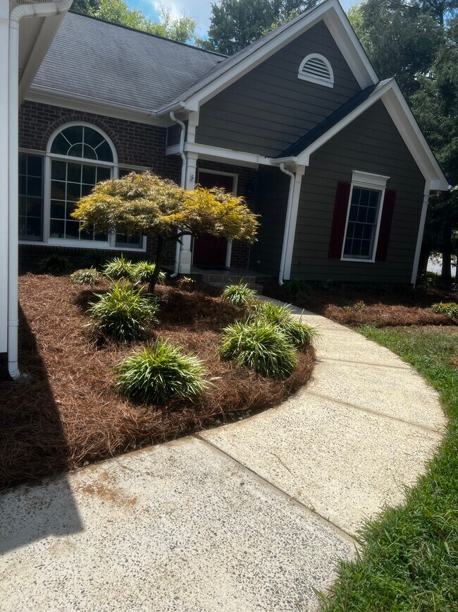 Building Photo - 9033 English Saddle Ln
