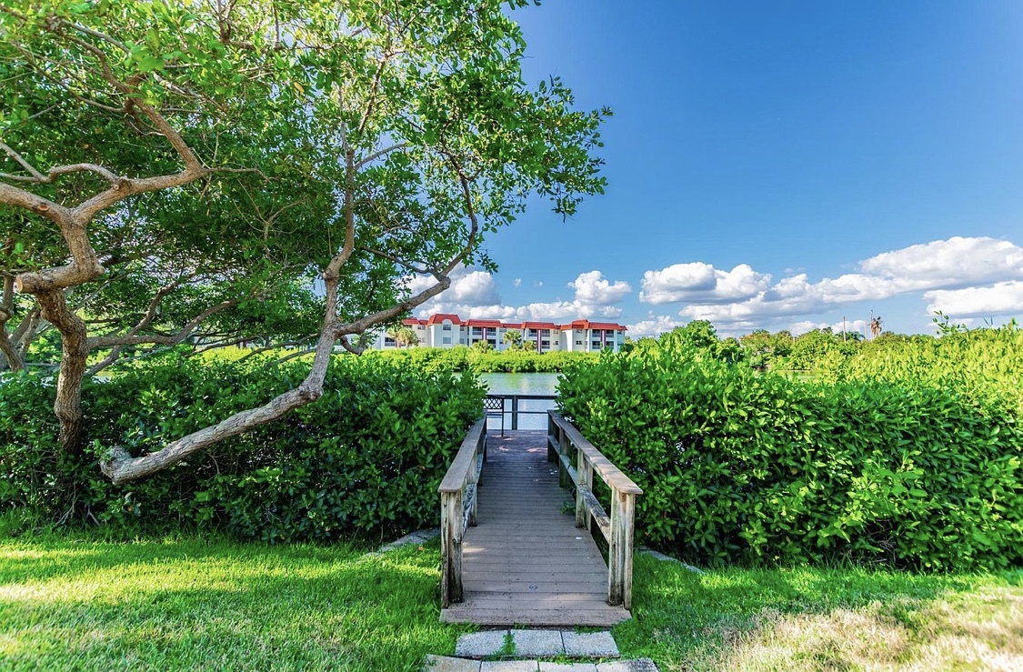 Foto principal - 4550 Overlook Dr NE