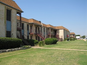 Building Photo - Victoria Place Apartments