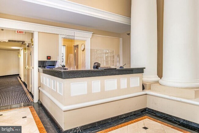 Foto del edificio - 5800 Nicholson Ln