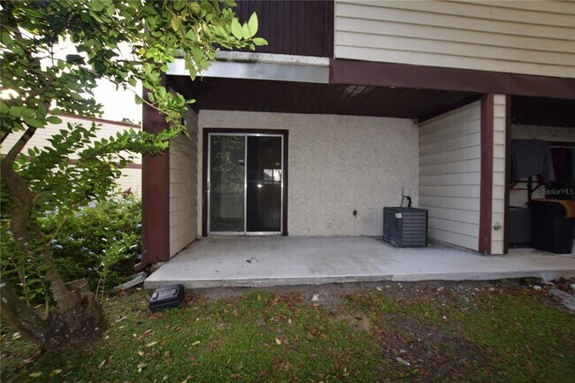 Building Photo - 3916 Crayrich Cir