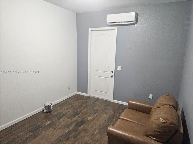 Building Photo - 27523 SW 139th Psge